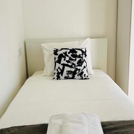 Suites Luciano Cordeiro Lisbon Luaran gambar