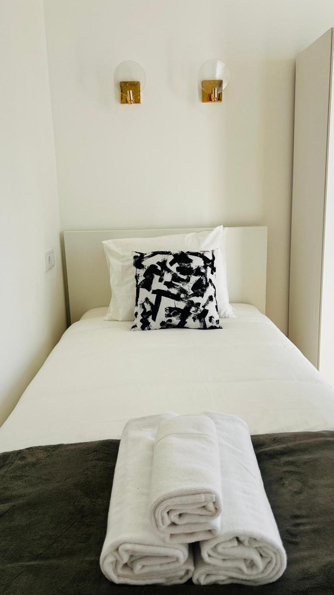 Suites Luciano Cordeiro Lisbon Luaran gambar