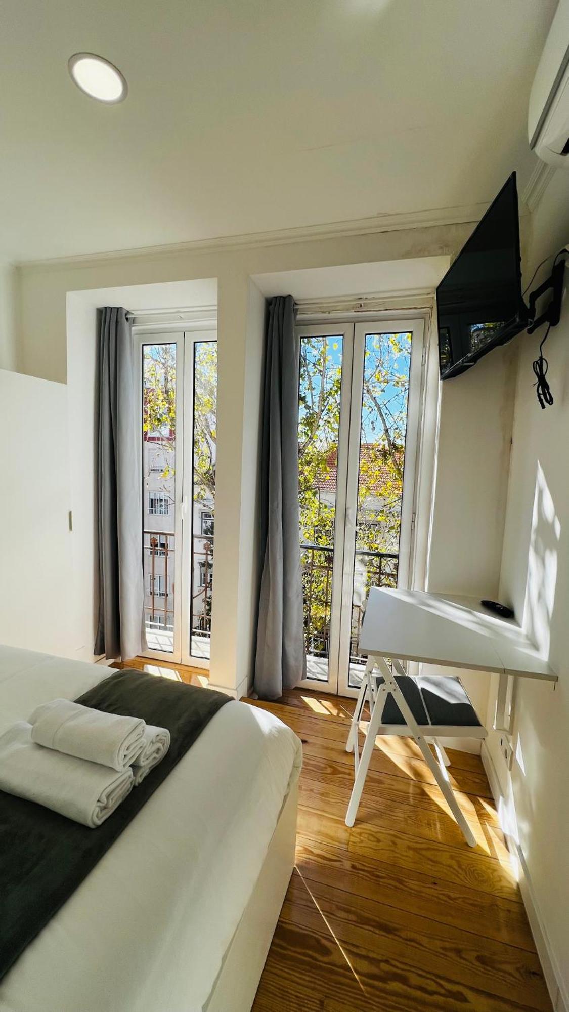 Suites Luciano Cordeiro Lisbon Luaran gambar